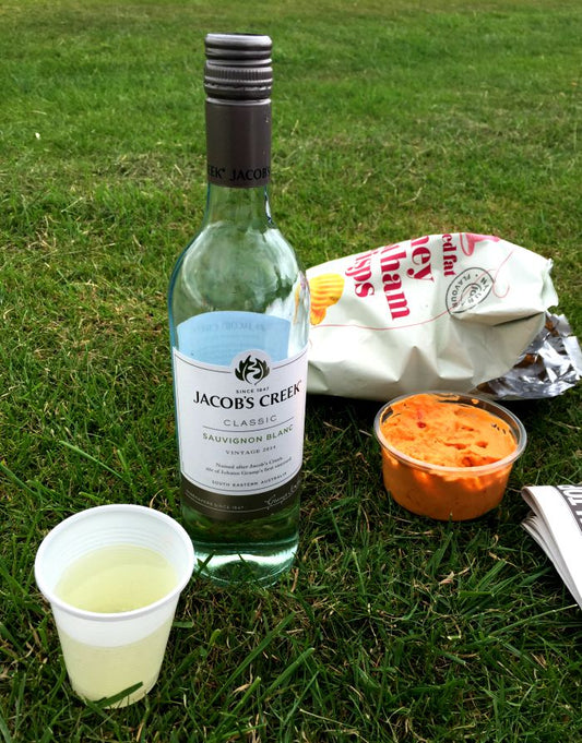 A DAY AT THIRSK RACES
