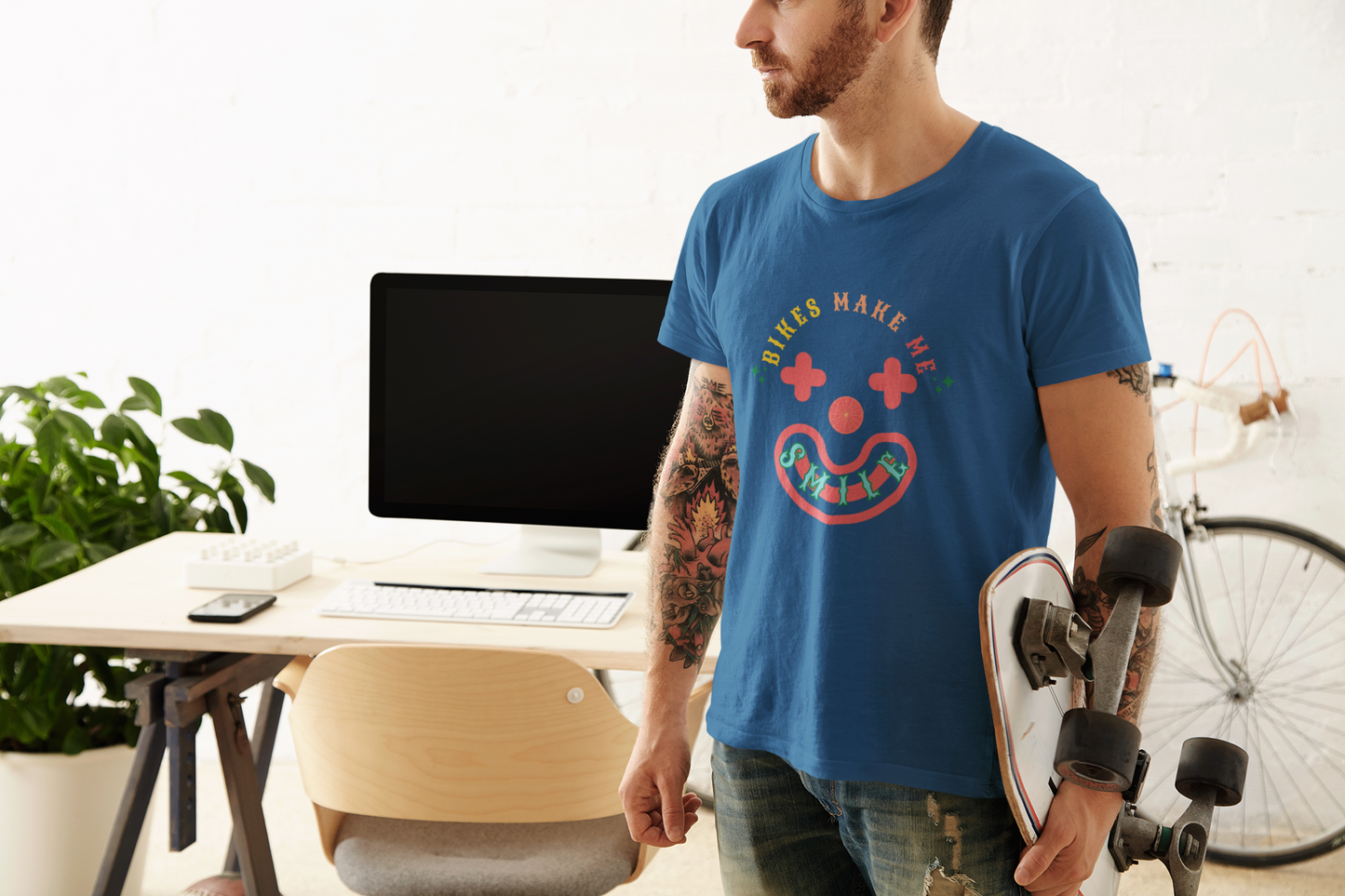 Bikes Make Me Smile Men's T-Shirt